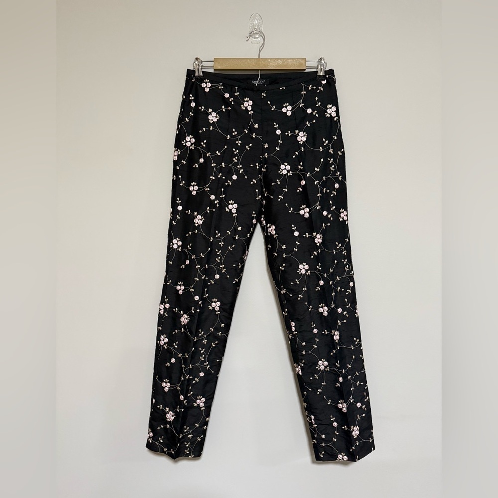 Karen Kane Vintage Black Silk Rosette Embroidered Cigarette Pants Size 6